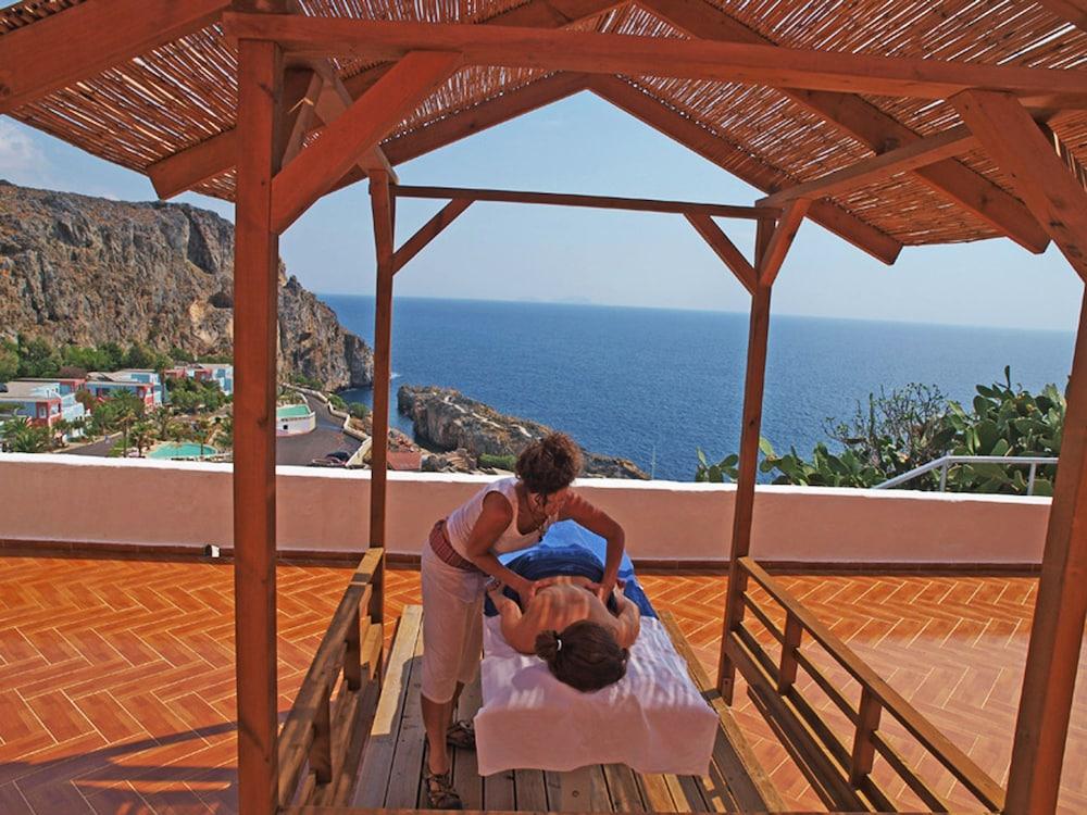 Kalypso Cretan Village Resort & Spa Plakiász Kültér fotó